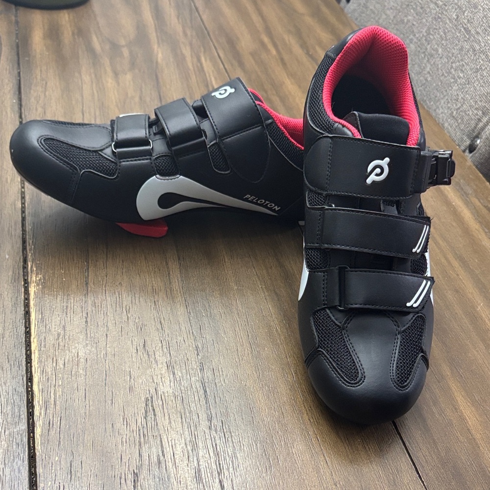Peloton Cycling Shoes Men’s 8/Women’s 10